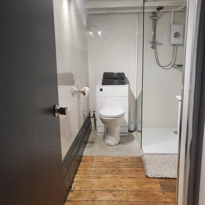 21 Mini Loft Apartment - Great Location - Comfy King Size Bed ブライトン エクステリア 写真