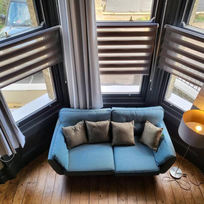 21 Mini Loft Apartment - Great Location - Comfy King Size Bed ブライトン エクステリア 写真